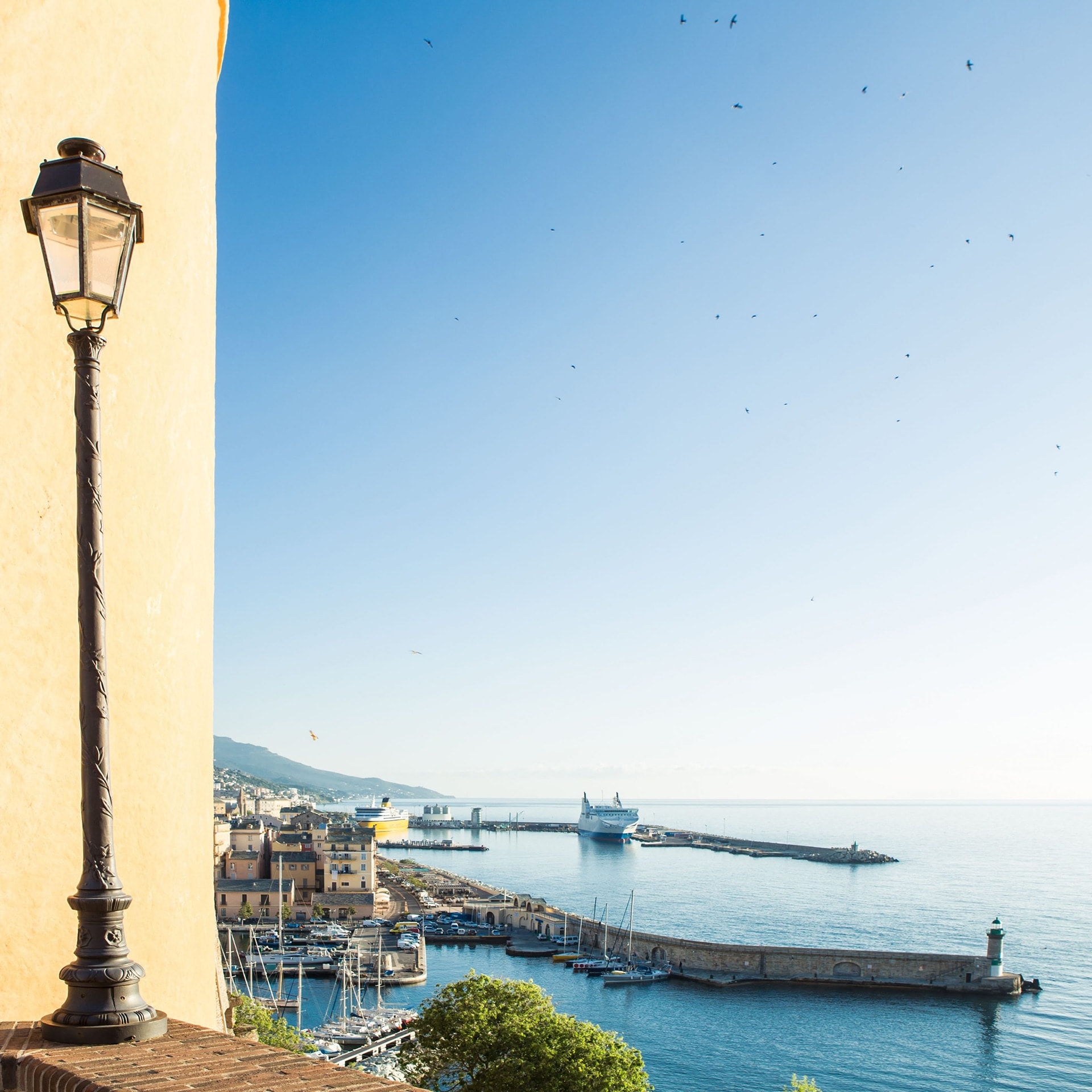 blog-voyage-sabine-kley-corse-balagne-bastia-lampadaire