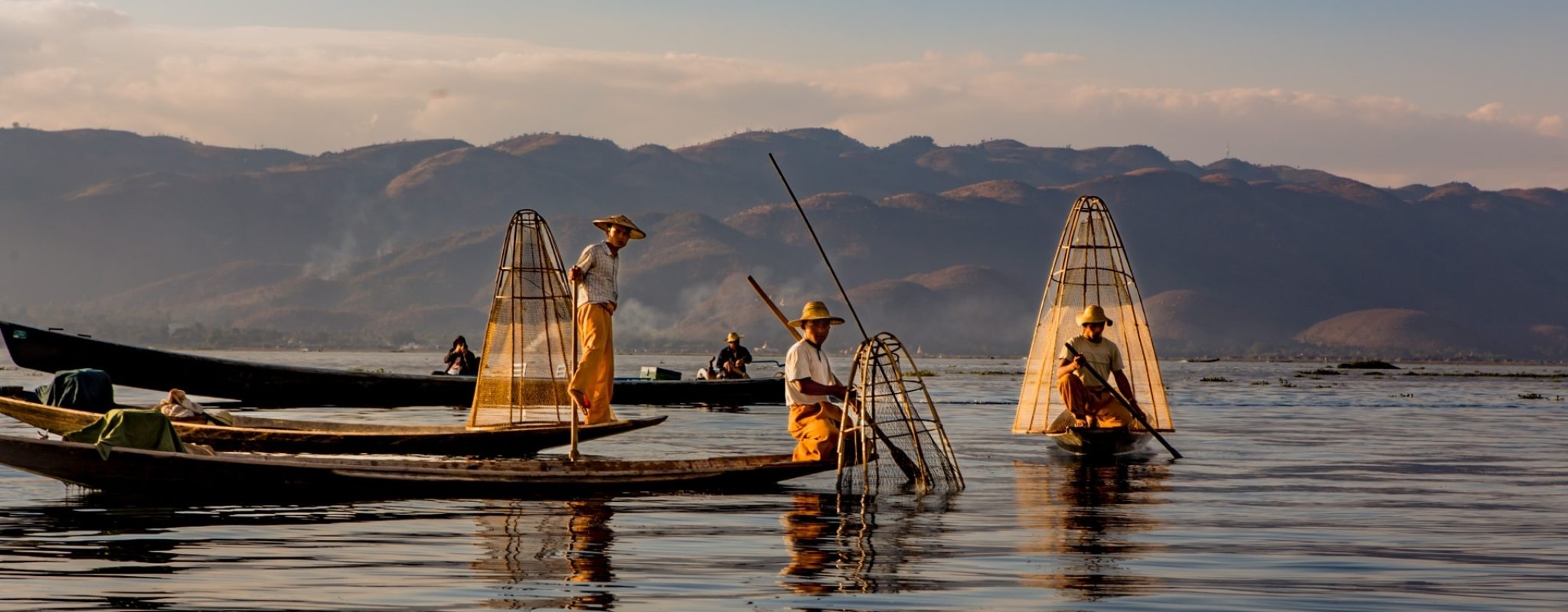 moustachesenvadrouille-sabinekley-birmanie-myanmar-lac-inle-pecheurs
