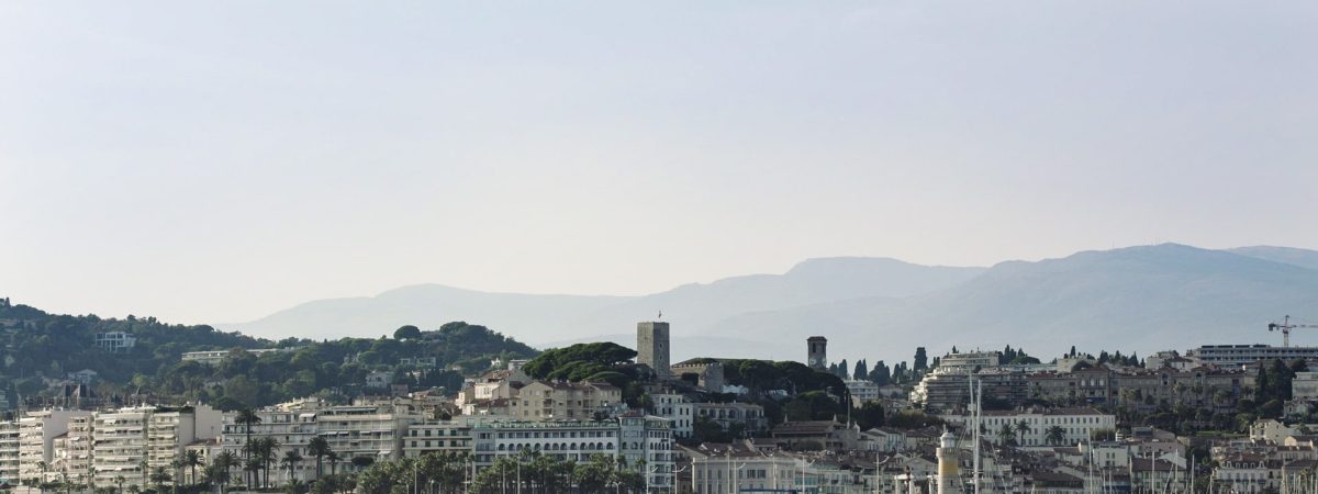 moustachesenvadrouille-sabinekley-france-cannes-vue-depuis-la-mer