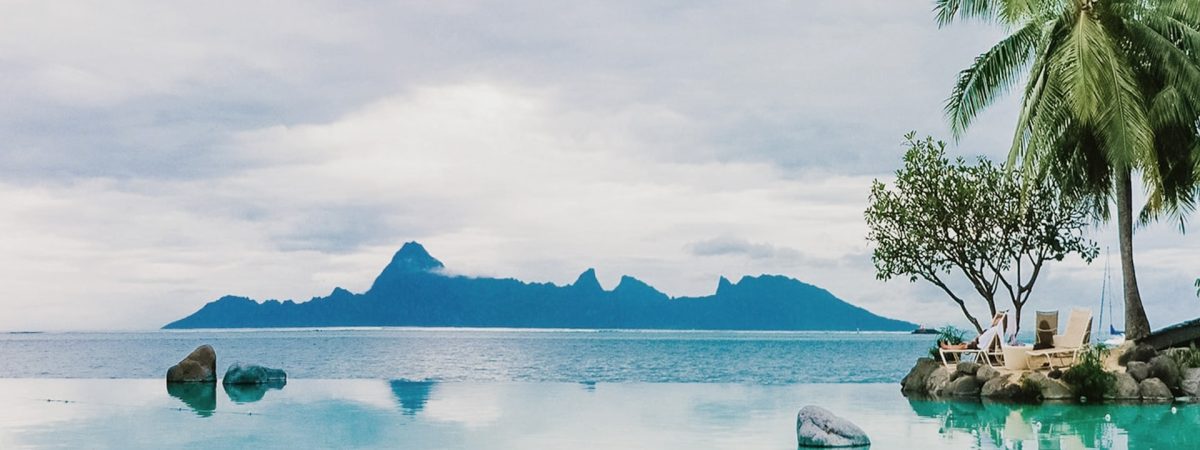 moustachesenvadrouille-sabinekley-voyage-tahiti-intercontinental-vue-moorea