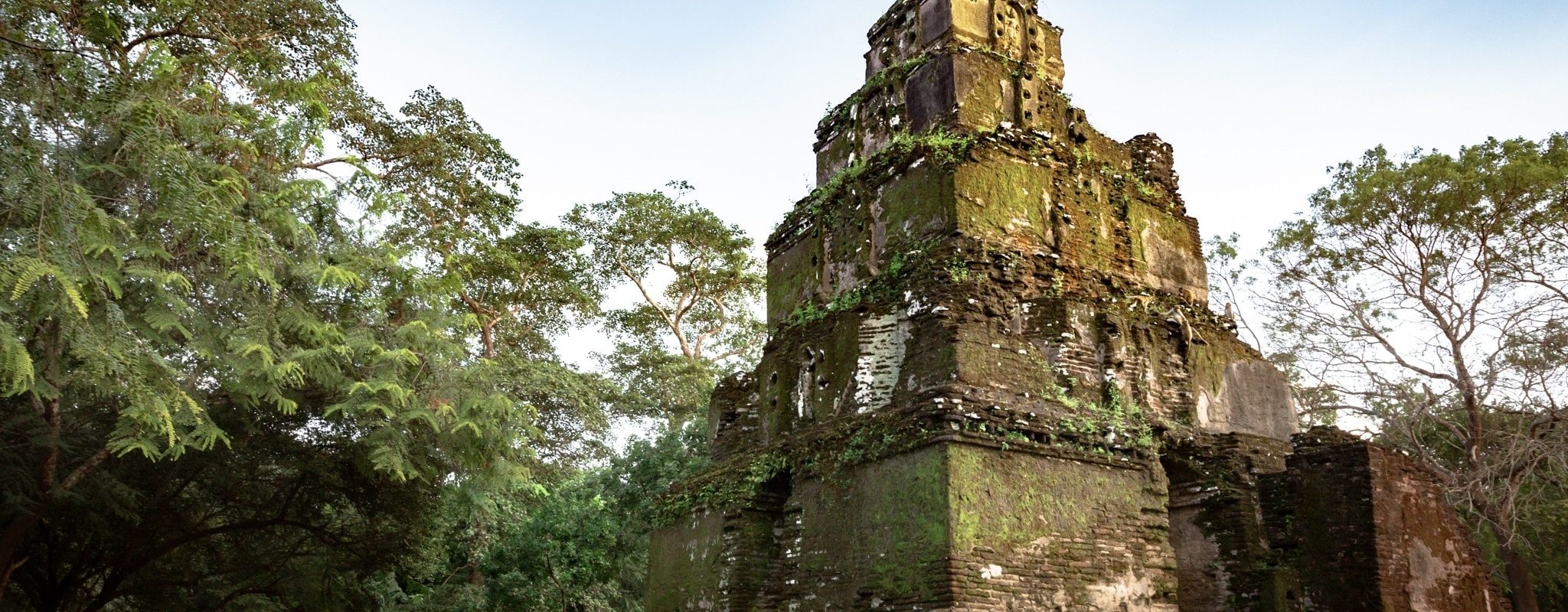 Le palais aux 7 étages des Polonnaruwa